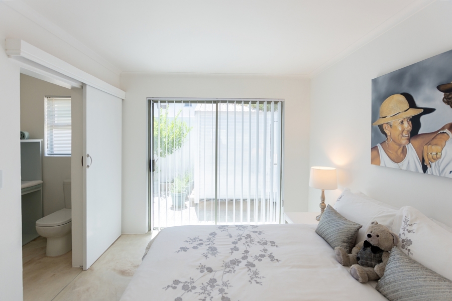 5 Bedroom Property for Sale in Golden Mile Western Cape